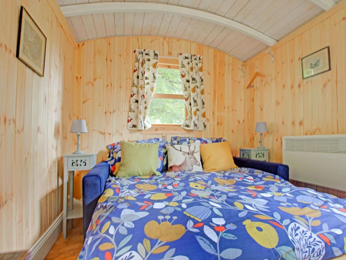 Hill View Holiday Home With Garden 汤顿 外观 照片